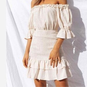 🍒NWT GOODNIGHT MACAROON OFF THE SHOULDER DRESS🍒